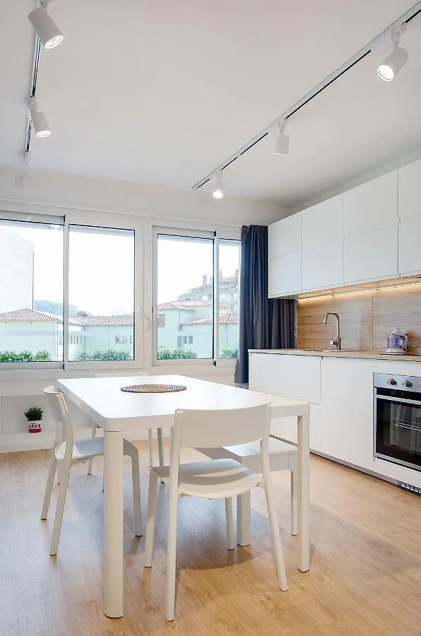 Juli Garreta'S Apartment Χιρόνα