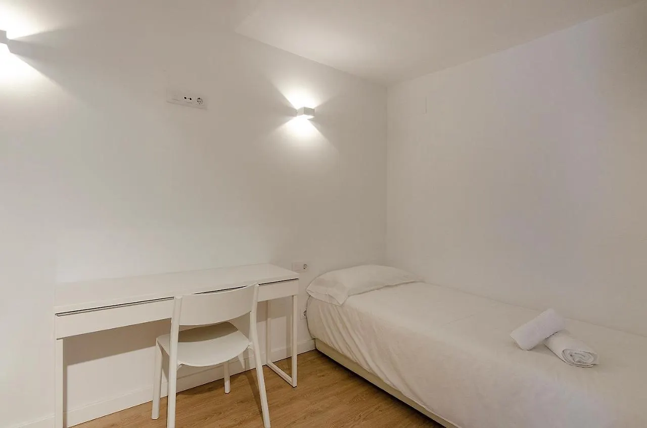 Juli Garreta'S Apartment Χιρόνα